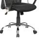 Chaise de bureau Layla rembourrée en tissu noir avec des détails.