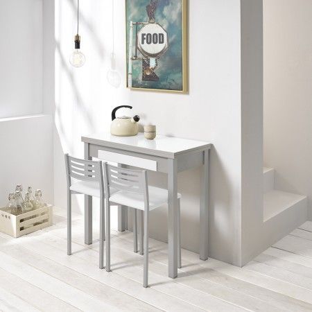 Mesa de cozinha Alba em vidro branco óptico com pernas de alumínio.