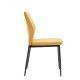 Silla de comedor tapizada Mérida en tela Easy Clean mostaza