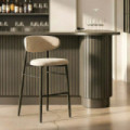 Taburete de bar alto Laredo tapizado repelente al agua Gris 54 x 105 x 52 cm