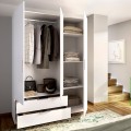 Roupeiro 3 Portas e 2 Gavetas - Emax - Branco 136,6 x 203,5 x 51,4 cm