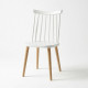 Acquista la sedia da cucina Nova bianca con gambe in metallo effetto legno. Design nordico, ergonomica e resistente. Scopri le n