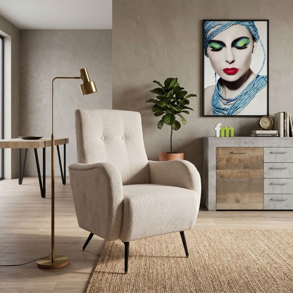 Butaca Nubia: Elegante e resistente all'acqua, rivestimento beige | fanmuebles