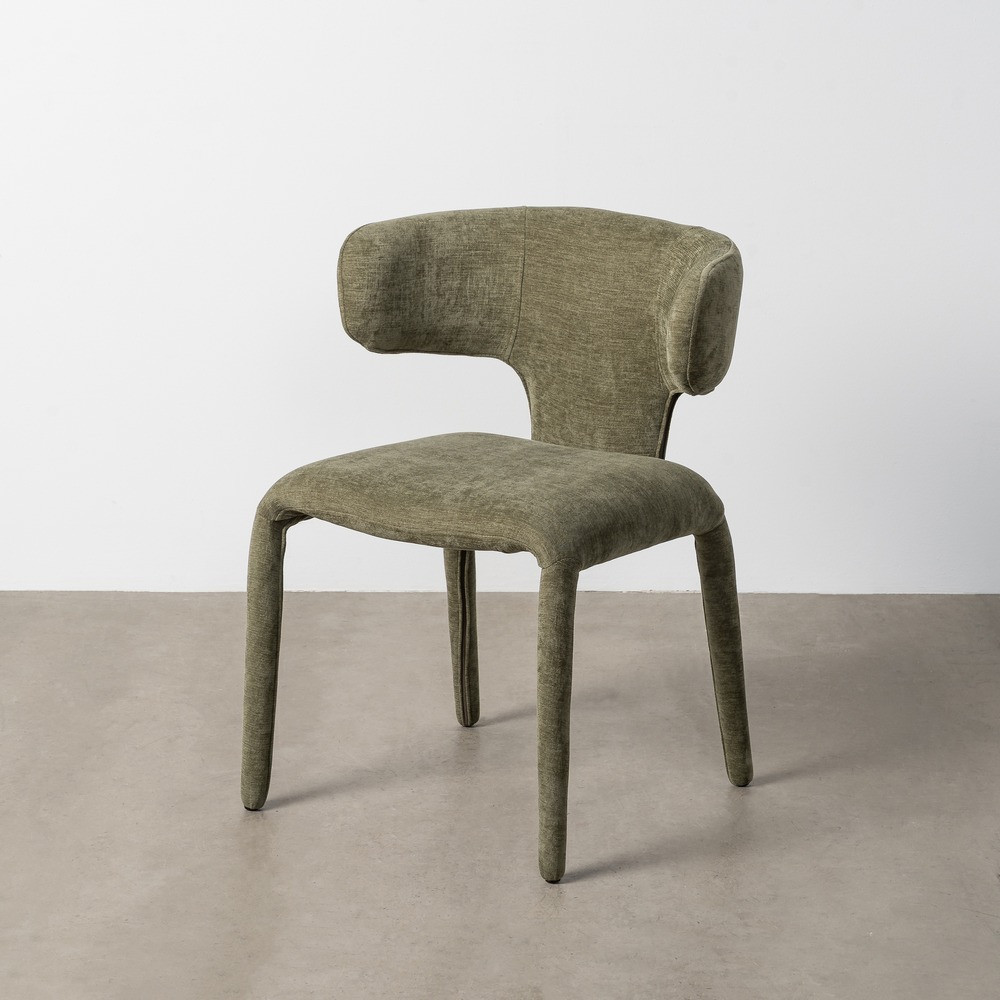 Chaise tapissée en vert, à dossier enveloppant