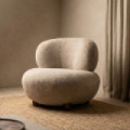 Sillón de descanso oversize tapizado en tejido bouclé beige 93 x 79 x 93 cm